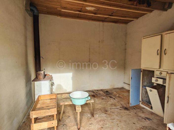 Image No.19-3 Bed House for sale