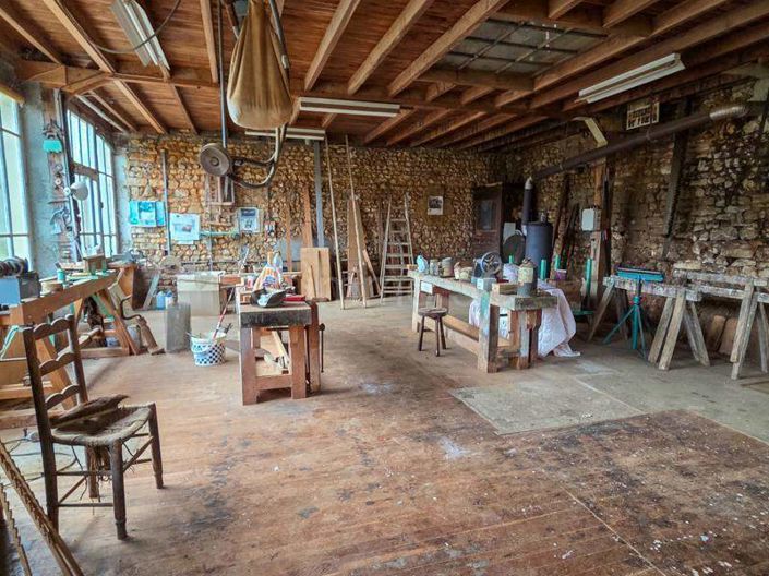 Image No.28-3 Bed House for sale