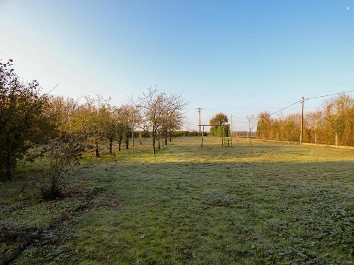 Image No.20-1 Bed House for sale