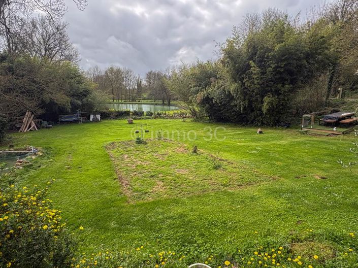 Image No.11-3 Bed House for sale