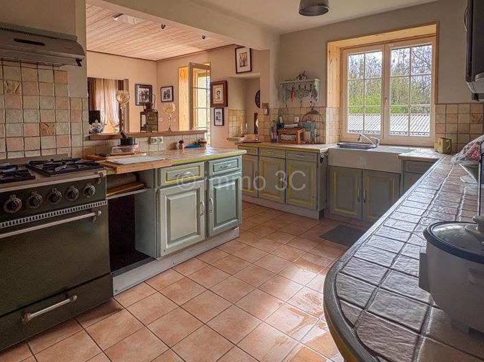 Image No.4-3 Bed House for sale