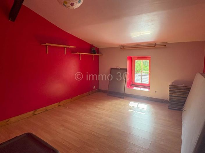 Image No.7-3 Bed House for sale