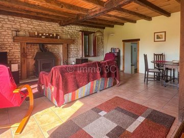 8c68ad95-9c6b-4a1d-fc98-541e0850e01b