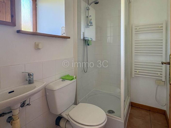 Image No.9-3 Bed House for sale