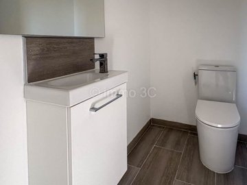 d46ccbe3-18e2-17b4-bea7-6032f24f99df