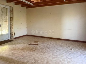 d4575d77-51db-33ac-79ad-7fd441b7a40f