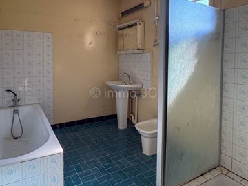 4b19f5bc-0ea5-3e76-d773-9c88d679bda9