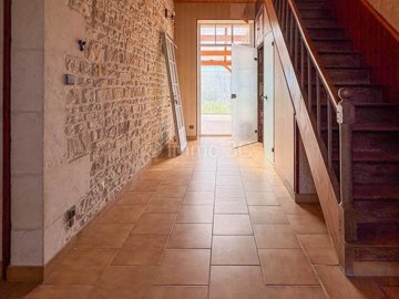 dc0f3eb0-6bdc-8969-d509-919142ab4737