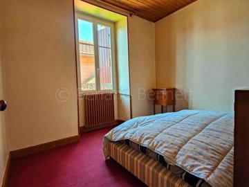 35f195b2-ead6-0d21-3ada-70a4f70d4a8a