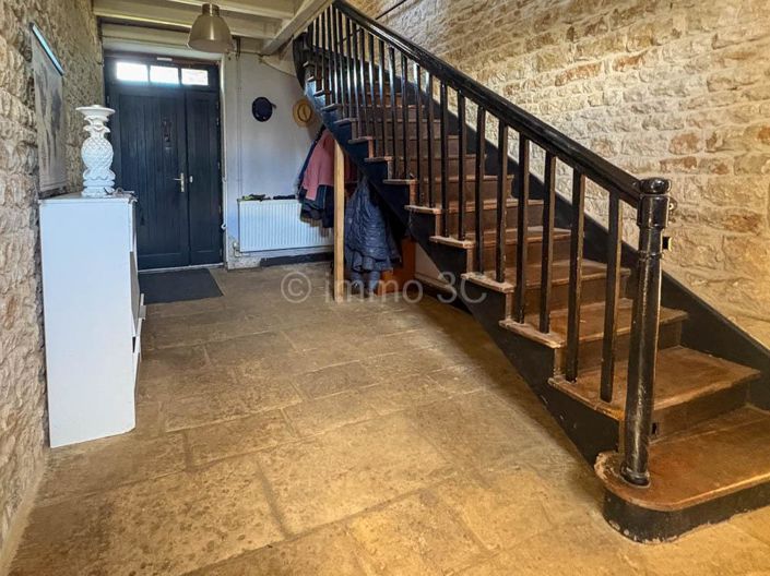 Image No.2-3 Bed House for sale