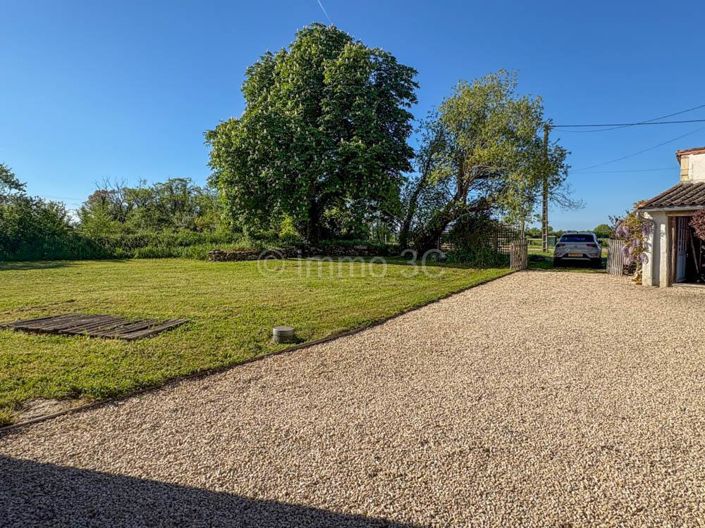 Image No.14-3 Bed House for sale