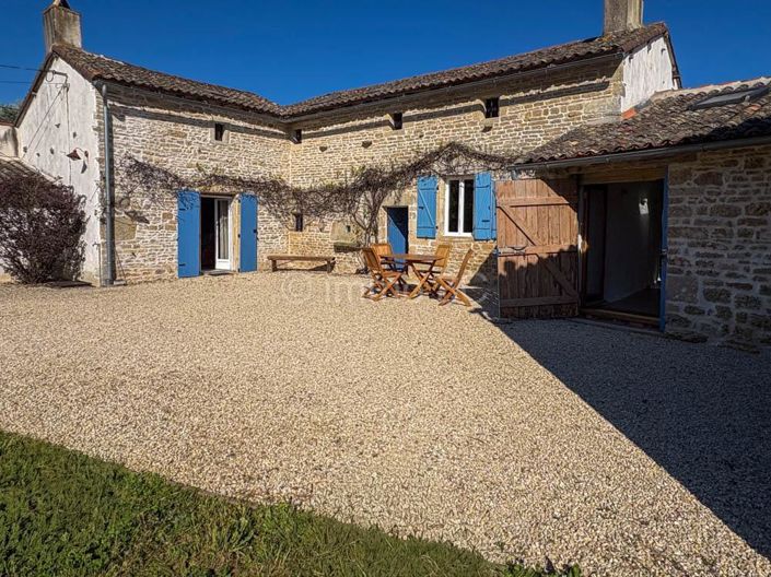 Image No.18-3 Bed House for sale