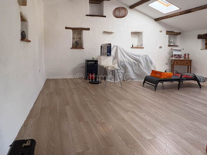 Image No.5-3 Bed House for sale