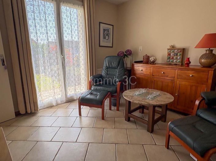 Image No.13-3 Bed House for sale