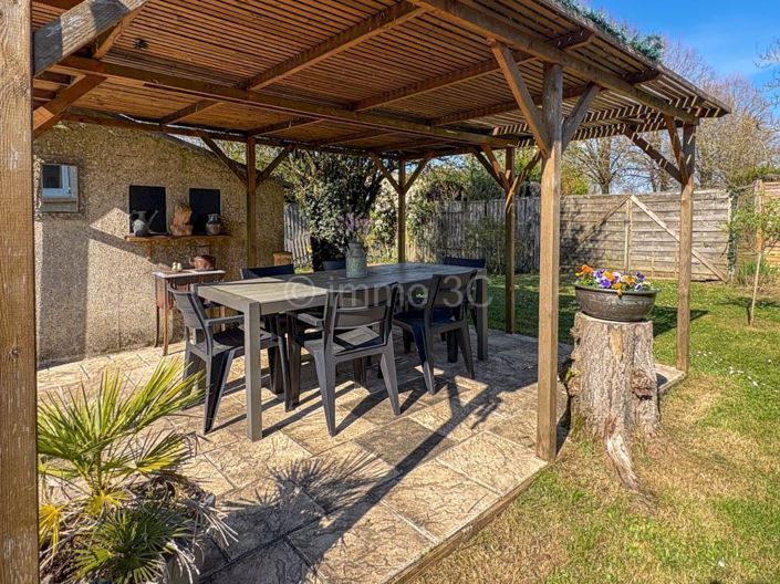 Image No.18-3 Bed House for sale