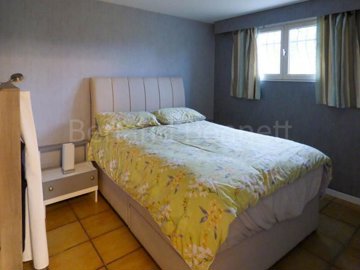 303a2639-ffb7-1764-3aaa-ac74a8054e99