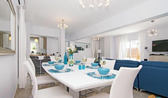 Image No.7-3 Bed Villa / Detached for sale