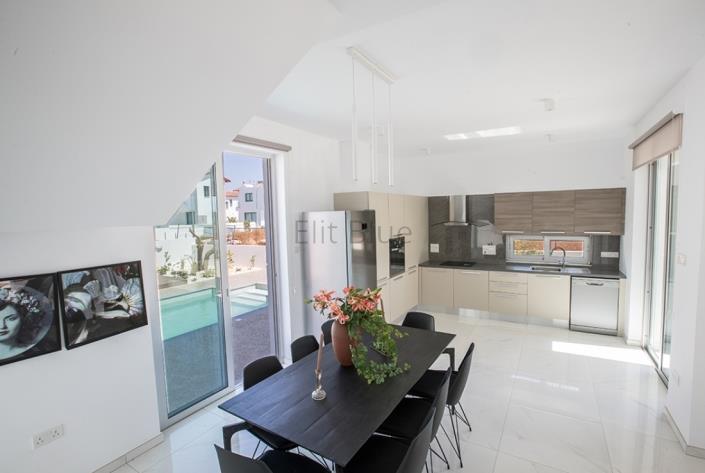 Image No.10-Villa / Détaché de 3 chambres à vendre à Protaras