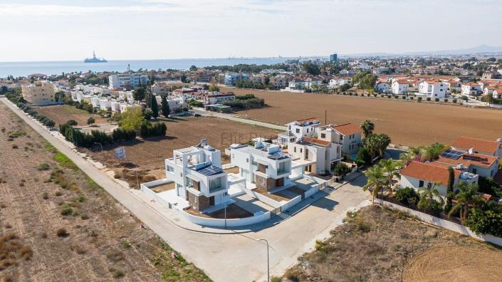 Image No.23-Villa / Détaché de 3 chambres à vendre à Pylas