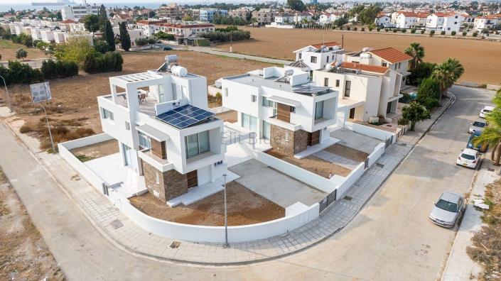 Image No.25-Villa / Détaché de 3 chambres à vendre à Pylas