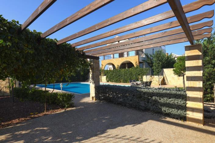 Image No.8-Villa / Détaché de 4 chambres à vendre à Ayia Thekla