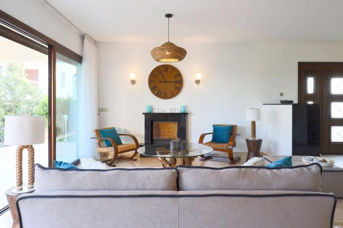 Image No.30-Villa / Détaché de 4 chambres à vendre à Ayia Thekla