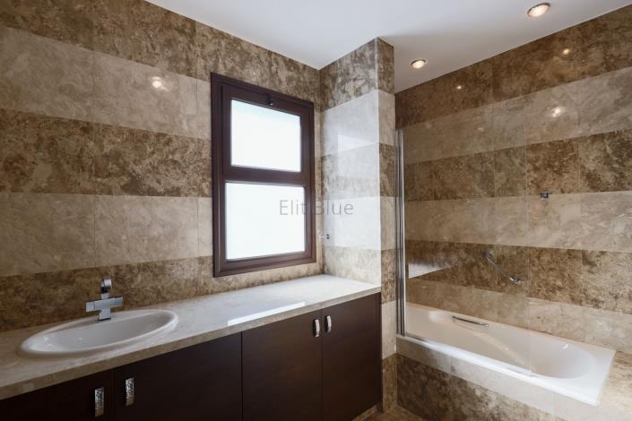 Image No.47-Villa / Détaché de 4 chambres à vendre à Ayia Thekla