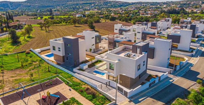 Image No.17-3 Bed Villa / Detached for sale