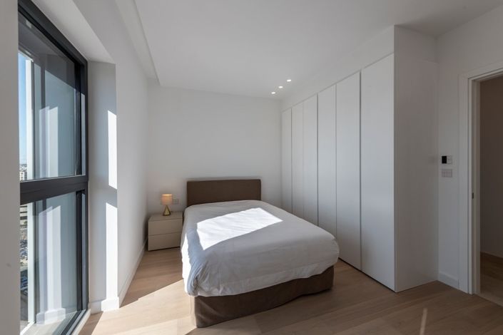 Image No.11-3 Bed Apartment for sale