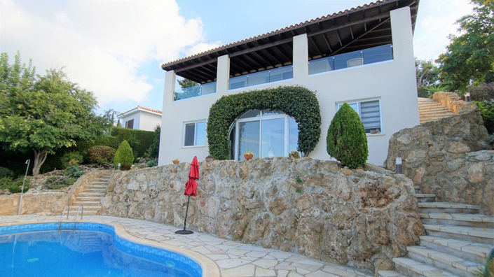 Image No.1-3 Bed House for sale