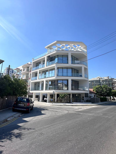 Image No.1-3 Bed Apartment for sale