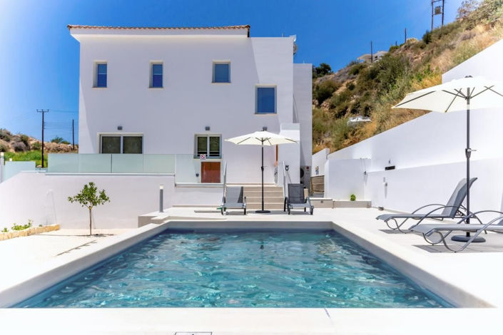 Image No.1-3 Bed House for sale