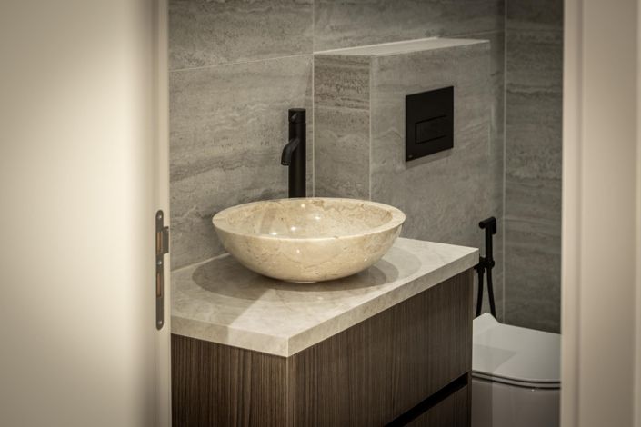 Image No.20-2 Bed Apartment for sale