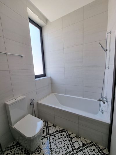 Image No.24-3 Bed Apartment for sale