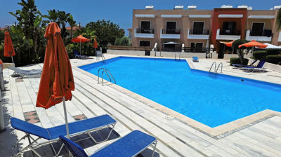 1 - Universal, Apartment