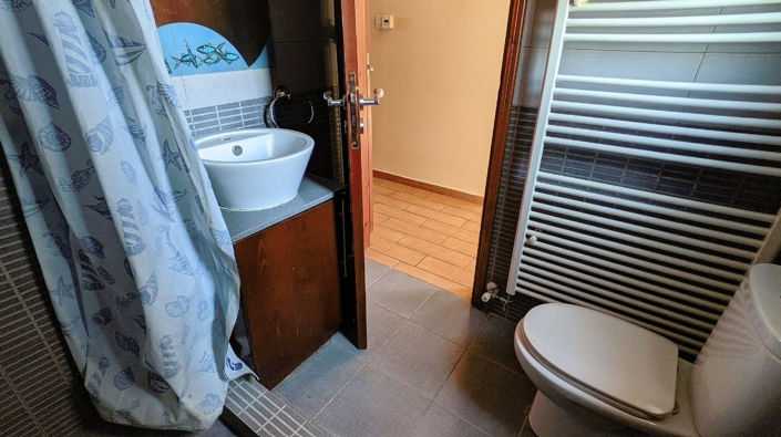 Image No.17-3 Bed House for sale