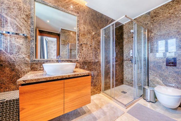 Image No.20-3 Bed Apartment for sale