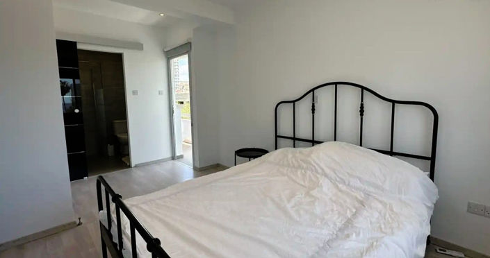 Image No.10-2 Bed Apartment for sale