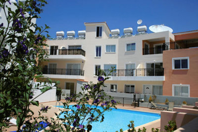 1 - Universal, Apartment