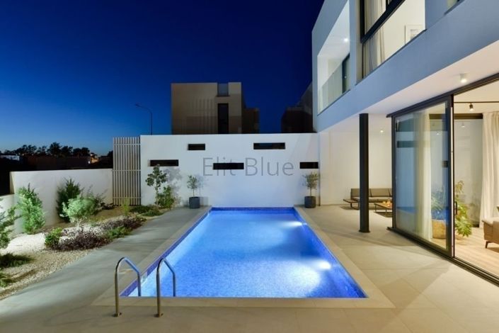 Image No.4-3 Bed House for sale