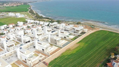 1 - Pervolia, Maison