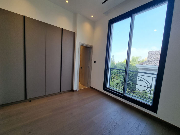 Image No.21-2 Bed Apartment for sale