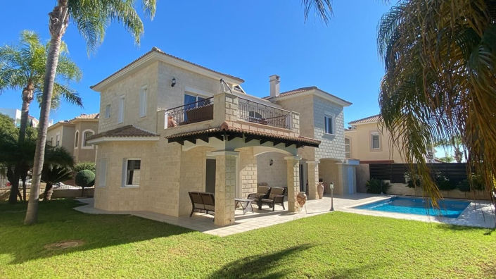 Image No.1-Maison de 3 chambres à vendre à Limassol