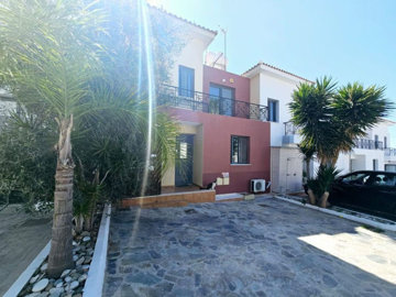 1 - Kissonerga, Townhouse