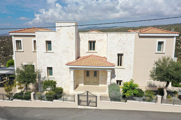 Image No.1-6 Bed House for sale