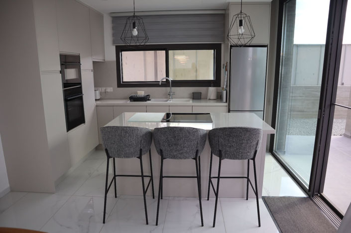 Image No.17-3 Bed House for sale