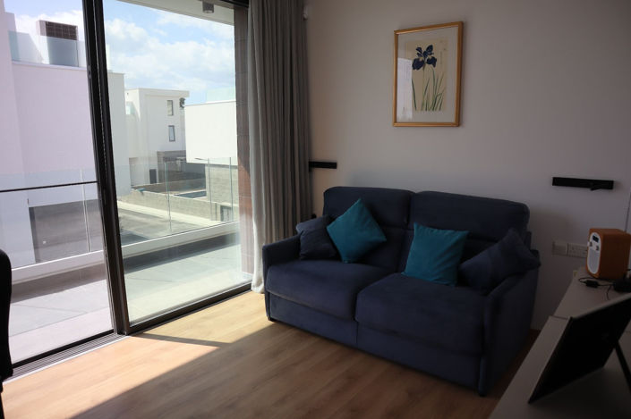 Image No.19-3 Bed House for sale