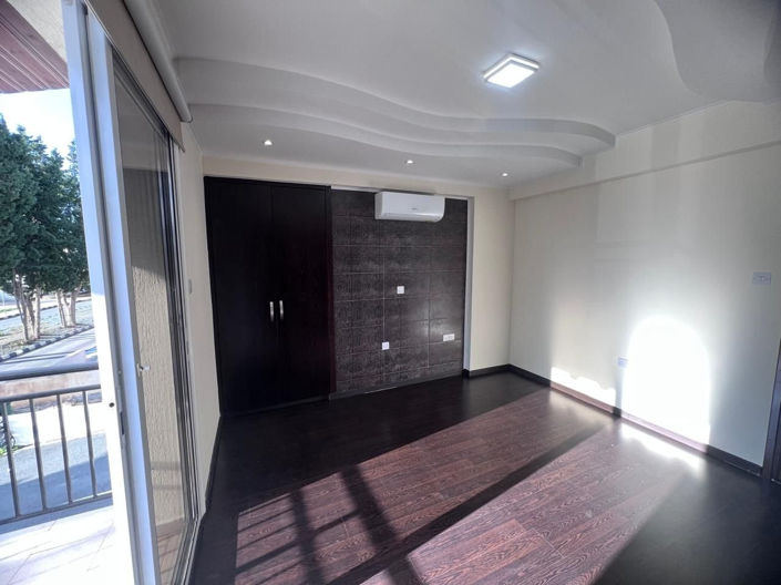 Image No.15-3 Bed Apartment for sale