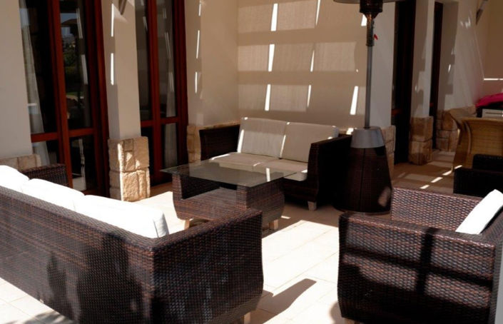 Image No.17-5 Bed House for sale