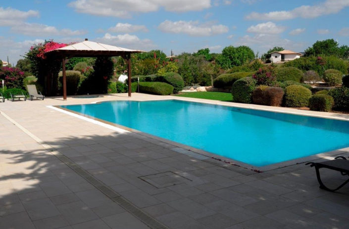 Image No.2-5 Bed House for sale